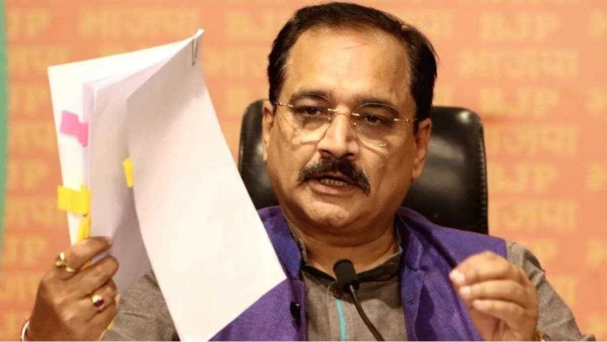 दिल्ली विधानसभा में आज पेश होगी सीएजी रिपोर्ट, वीरेंद्र सचदेवा बोले- केजरीवाल को देना होगा जवाब